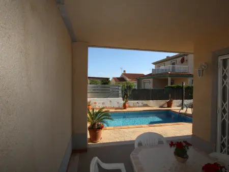 Maison avec Piscine Privée, Clim en Option, WiFi Gratuit, Animaux Bienvenus, Près de la Mer - Photo 9