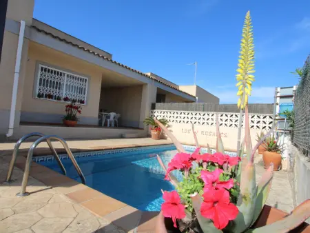 Maison avec Piscine Privée, Clim en Option, WiFi Gratuit, Animaux Bienvenus, Près de la Mer - Photo 13