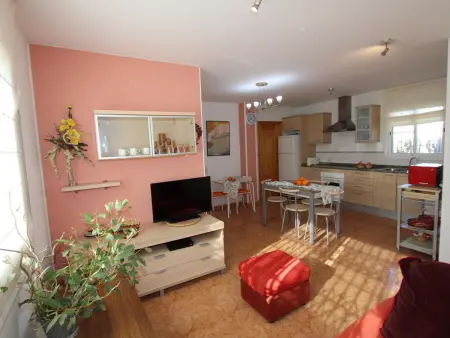 Maison avec Piscine Privée, Clim en Option, WiFi Gratuit, Animaux Bienvenus, Près de la Mer - Photo 14
