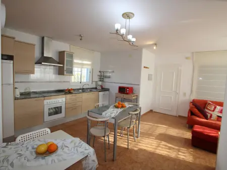 Maison avec Piscine Privée, Clim en Option, WiFi Gratuit, Animaux Bienvenus, Près de la Mer - Photo 16