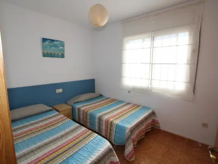 Maison avec Piscine Privée, Clim en Option, WiFi Gratuit, Animaux Bienvenus, Près de la Mer - Photo 24