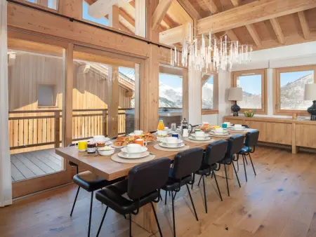 Chalet Chantarella, ski-in ski-out avec sauna et jacuzzi : photo 3