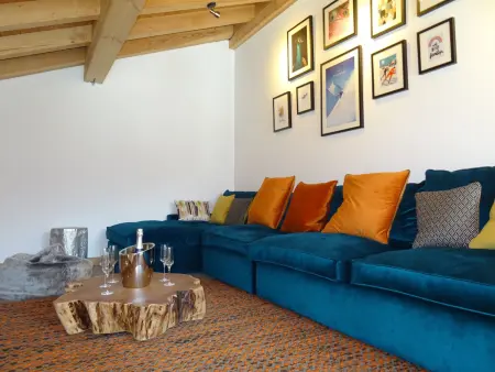 Chalet de luxe avec accès pistes, sauna et jacuzzi - Photo 2
