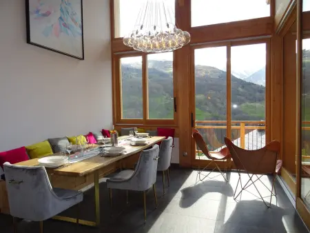 Chalet de luxe avec accès pistes, sauna et jacuzzi - Photo 5