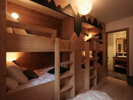 Chalet de luxe avec accès pistes, sauna et jacuzzi - Photo 11