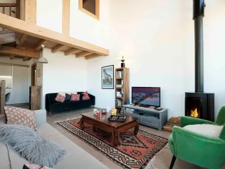 Chalet montagnard avec sauna et Wifi - Accès direct aux pistes - Photo 2