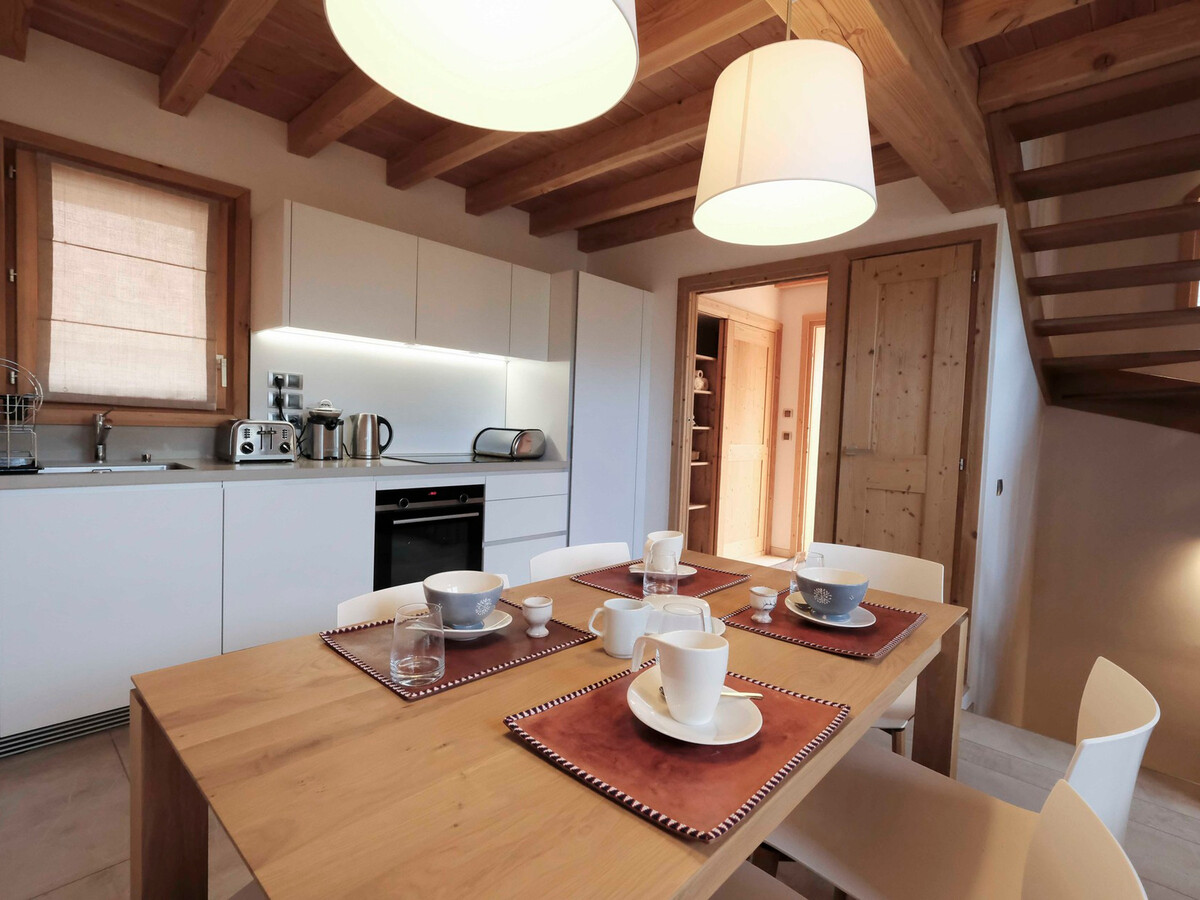 Chalet Aigle 80m² : jacuzzi, sauna et accès direct aux pistes - Photo 4
