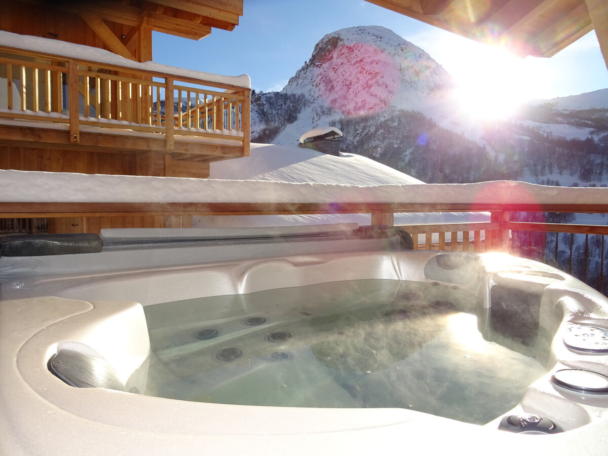 Chalet Aigle 80m² : jacuzzi, sauna et accès direct aux pistes - Photo 9