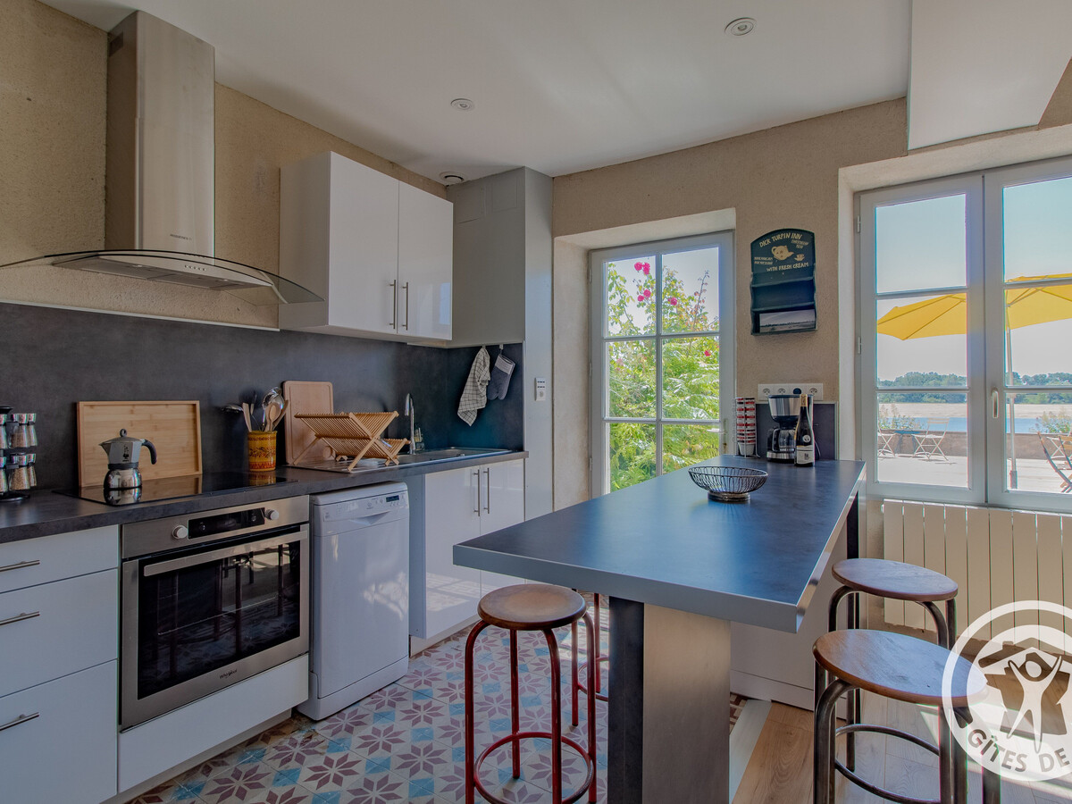 Gîte 3 niveaux avec terrasse 60m² vue Loire - Photo 5