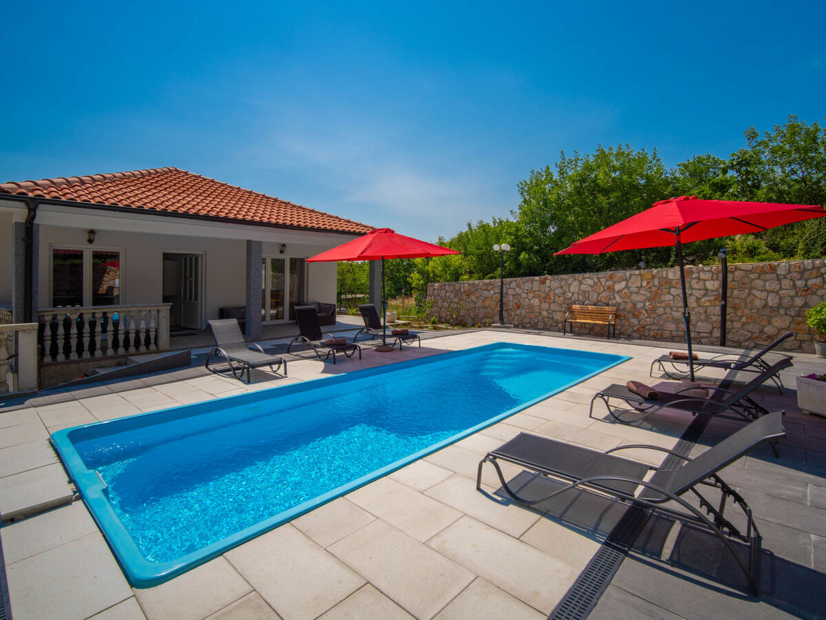 Maison Olivia avec piscine privée à Crikvenica - Photo 1
