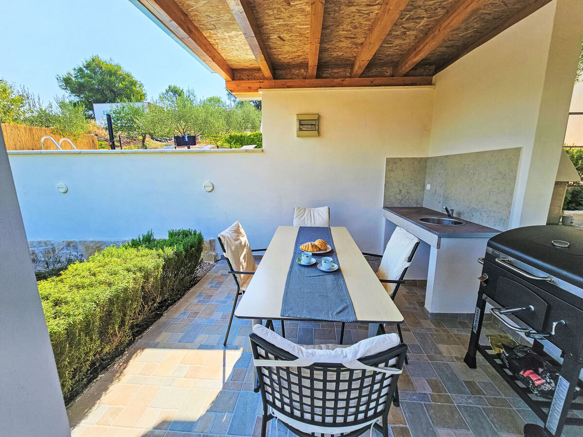 Maison Katenas avec piscine privée à Bilice - Photo 10