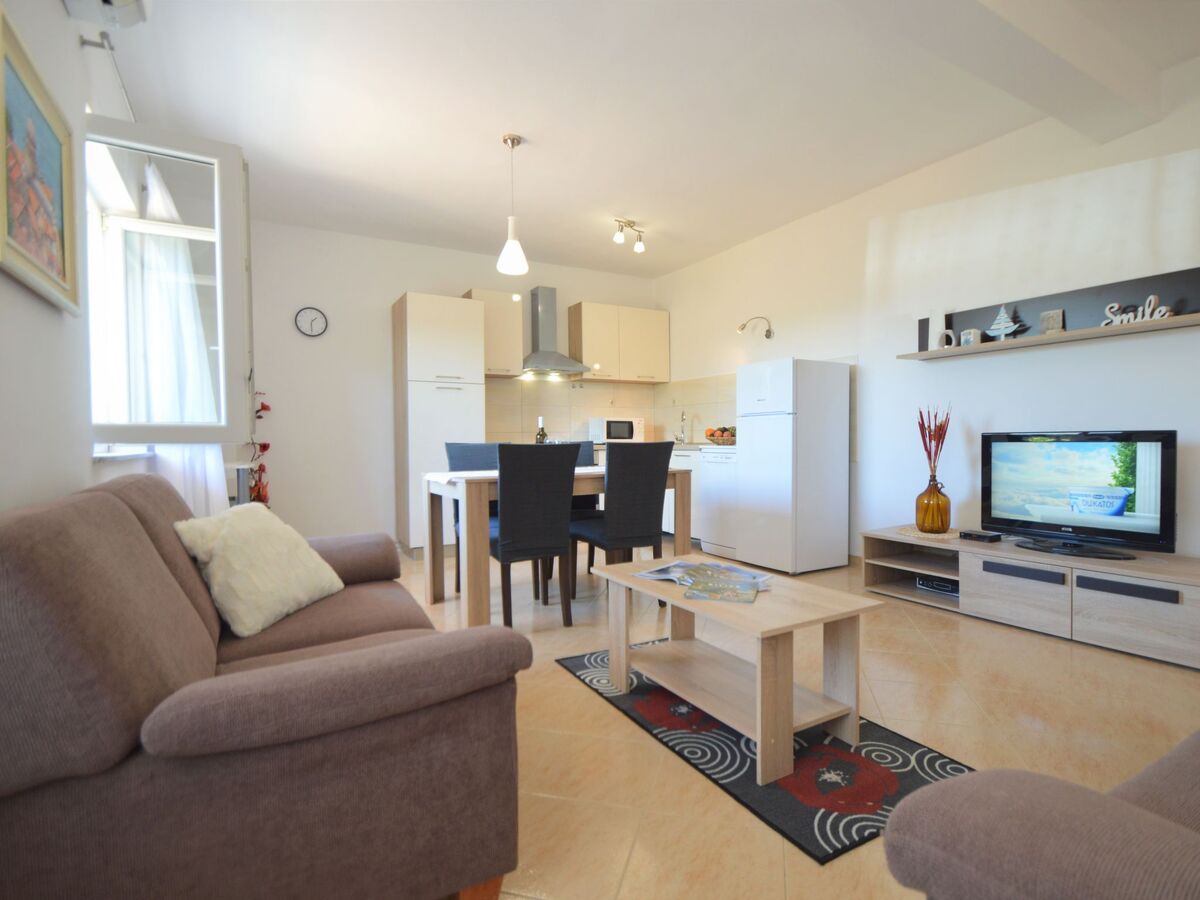 Maison Katenas avec piscine privée à Bilice - Photo 14