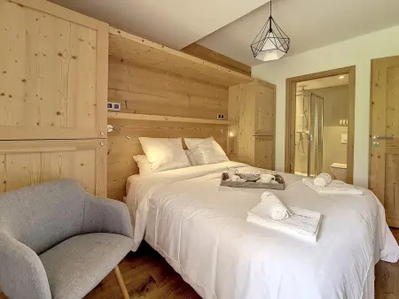 Chalet luxueux 3 chambres • Accès pistes • Sauna • Jacuzzi - Photo 11