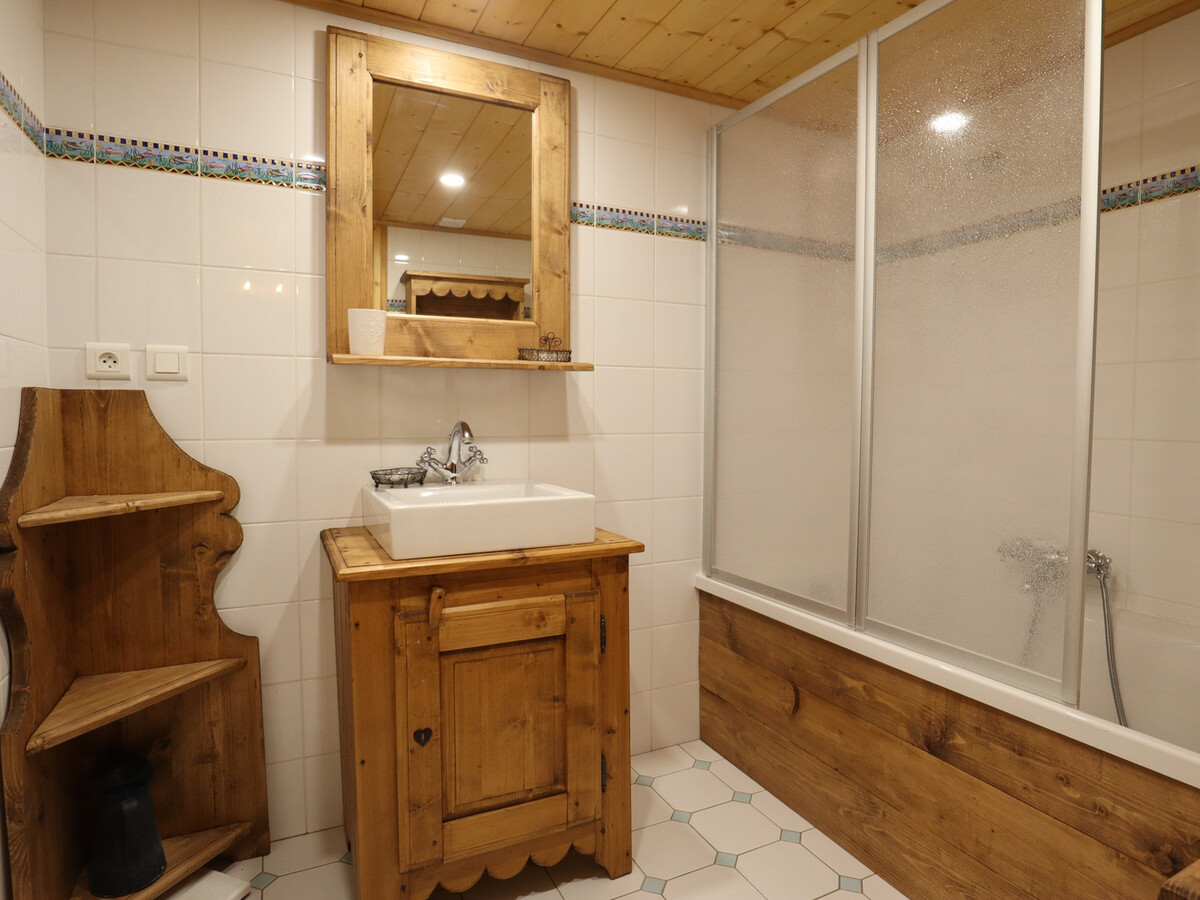 Chalet Le Chounours, 175m² vue Mont-Chéry aux Gets - Photo 6