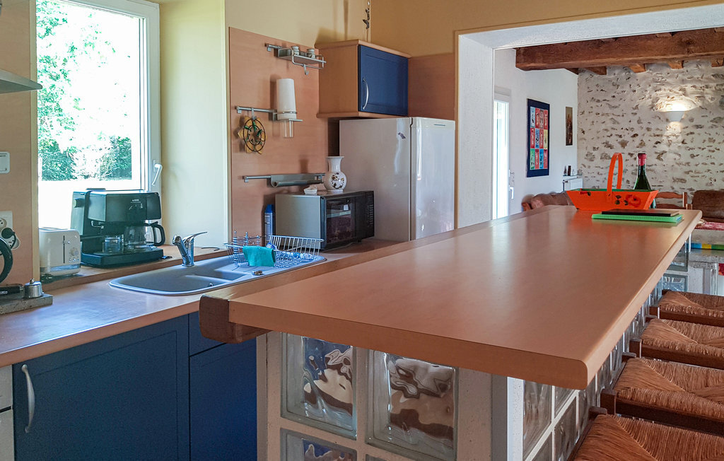 Ferme familiale 130 m² avec grand jardin à Ardentes - Photo 4