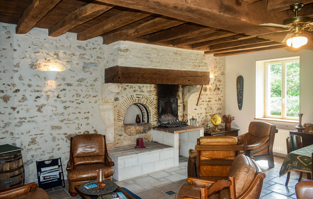 Ferme familiale 130 m² avec grand jardin à Ardentes - Photo 11