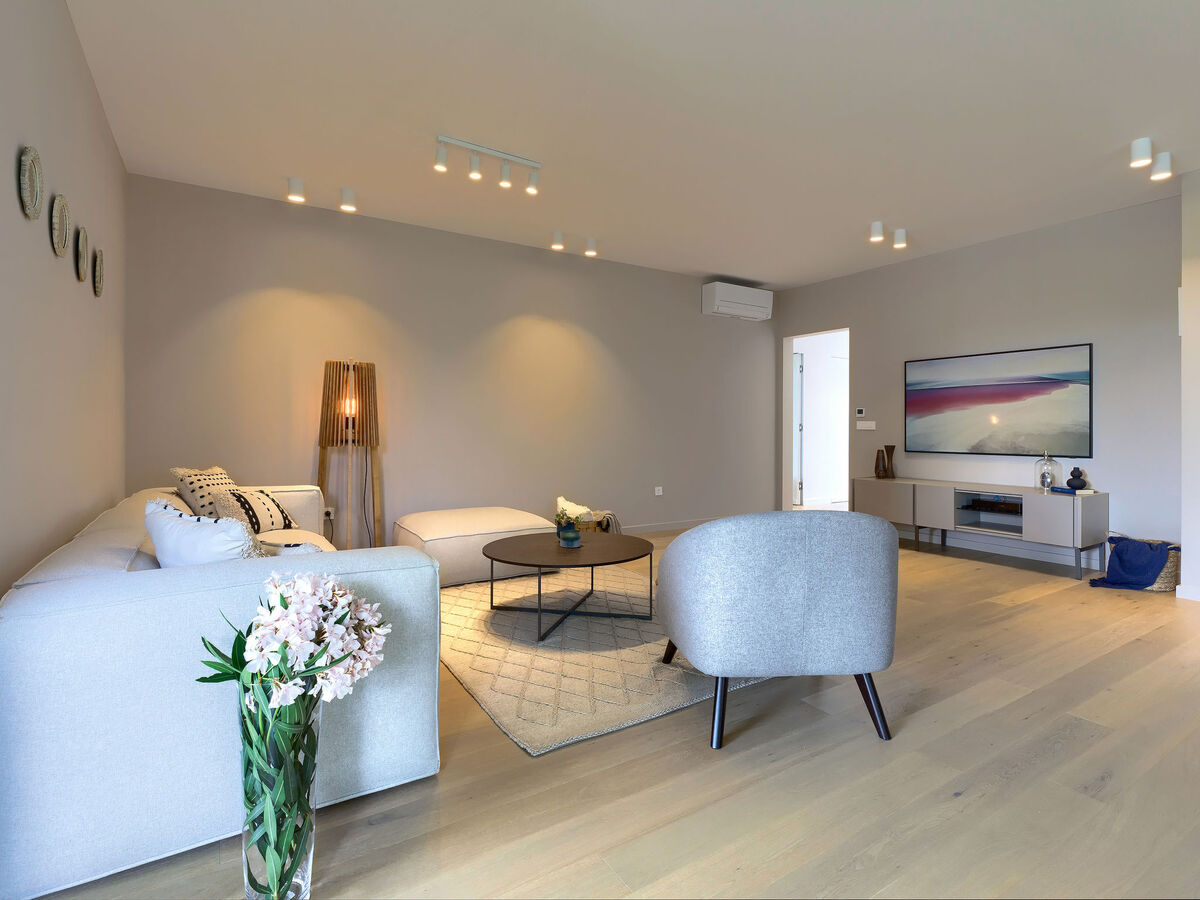 Villa Valle - Maison moderne avec piscine privée à Bale - Photo 4