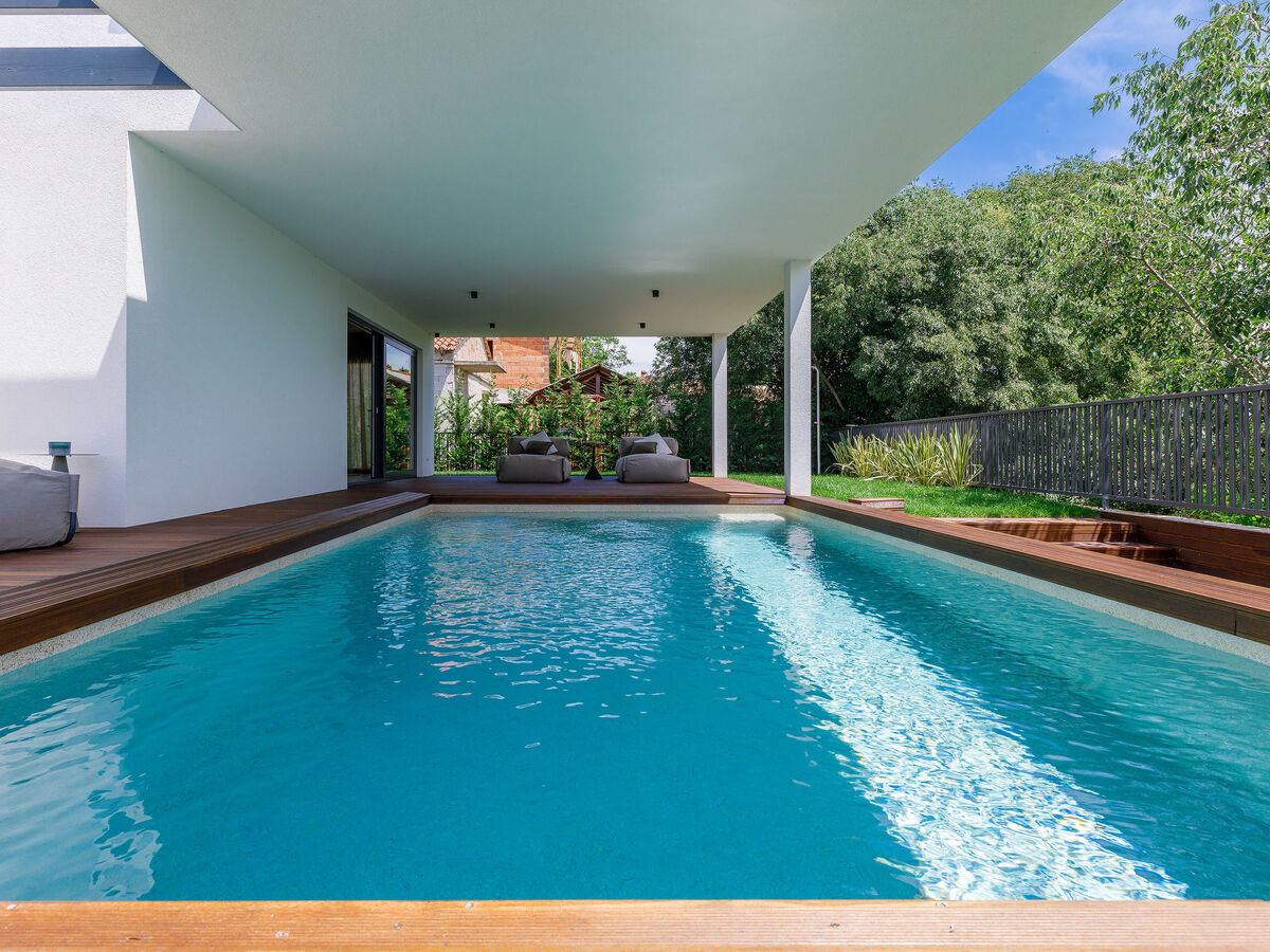 Villa Valle - Maison moderne avec piscine privée à Bale - Photo 12