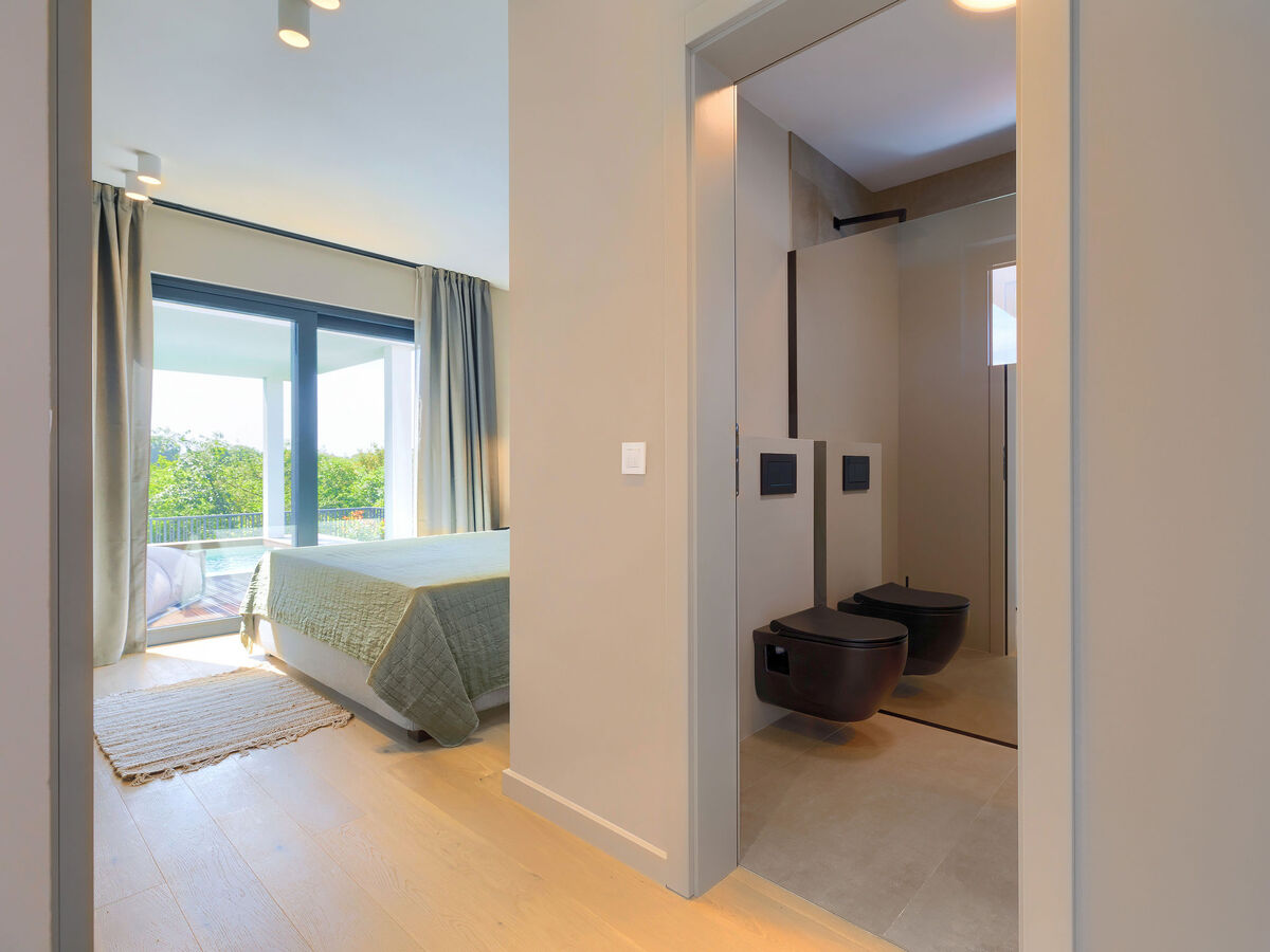 Villa Valle - Maison moderne avec piscine privée à Bale - Photo 25