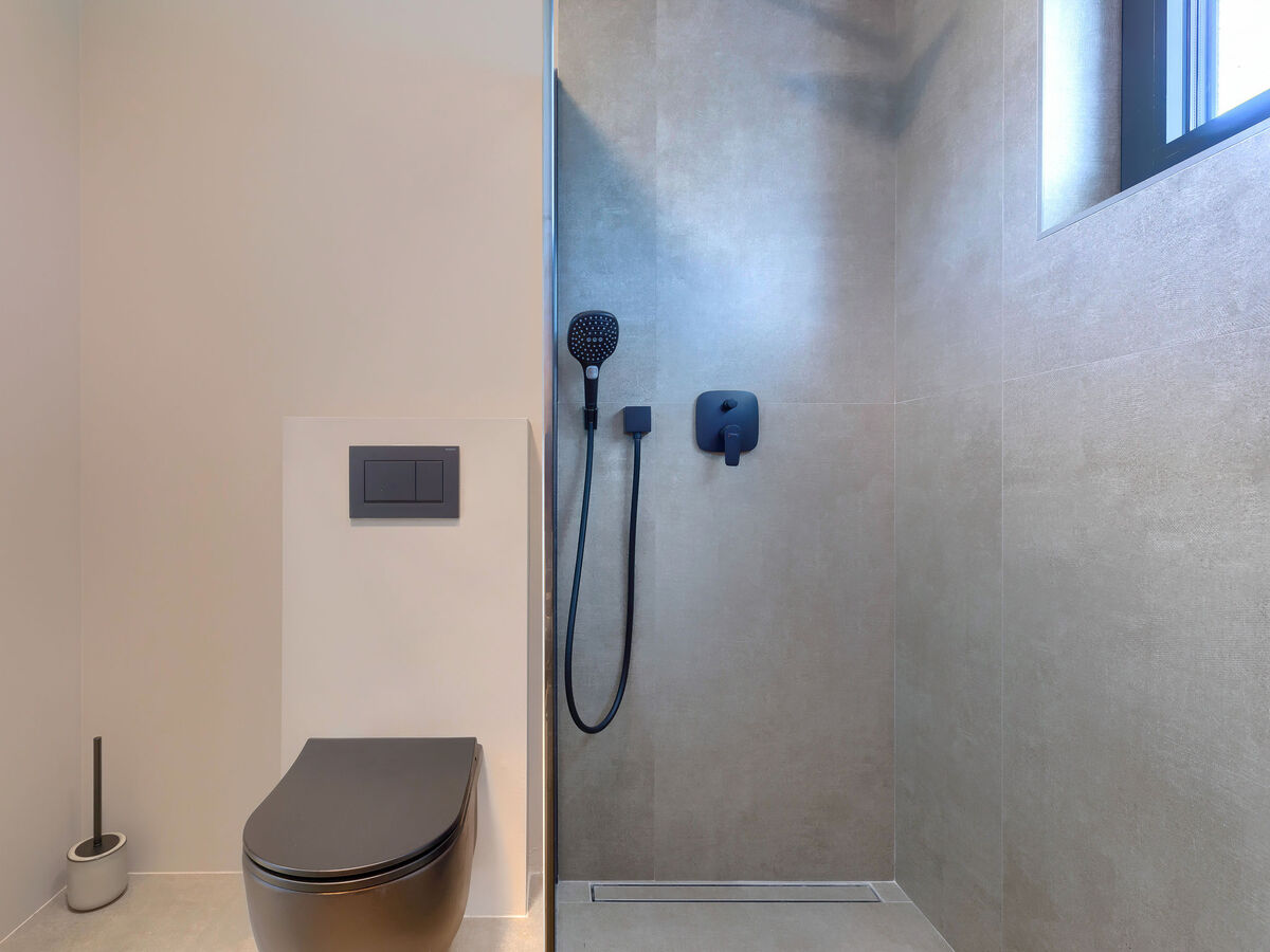 Villa Valle - Maison moderne avec piscine privée à Bale - Photo 27