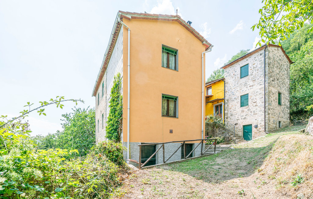 Maison en pierre avec terrasse et vue montagnes - Photo 2