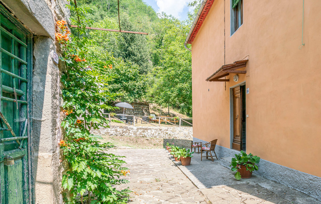 Maison en pierre avec terrasse et vue montagnes - Photo 7