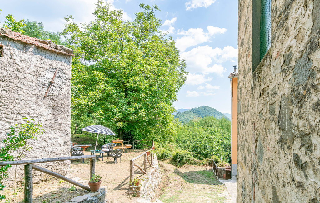 Maison en pierre avec terrasse et vue montagnes - Photo 8