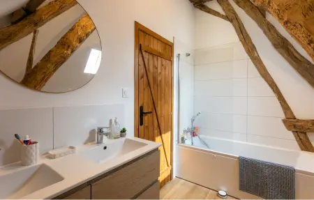 Maison de ferme en pierre, 7 chambres et piscine chauffée : photo 6