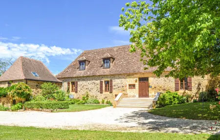 Maison de ferme en pierre, 7 chambres et piscine chauffée : photo 10