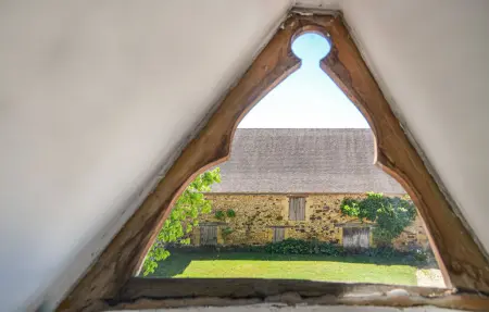 Maison de ferme en pierre, 7 chambres et piscine chauffée : photo 12