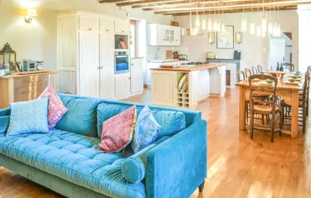 Maison de ferme en pierre, 7 chambres et piscine chauffée : photo 21