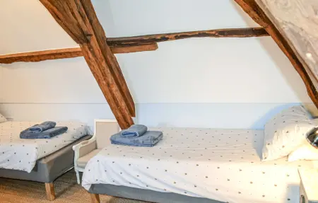 Maison de ferme en pierre, 7 chambres et piscine chauffée : photo 27