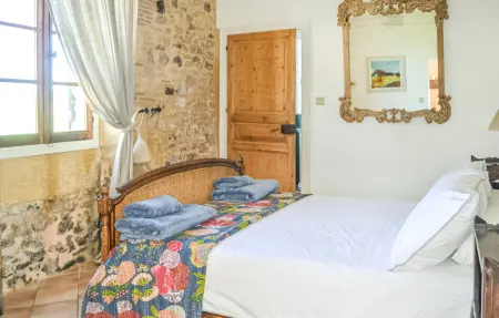 Maison de ferme en pierre, 7 chambres et piscine chauffée : photo 34