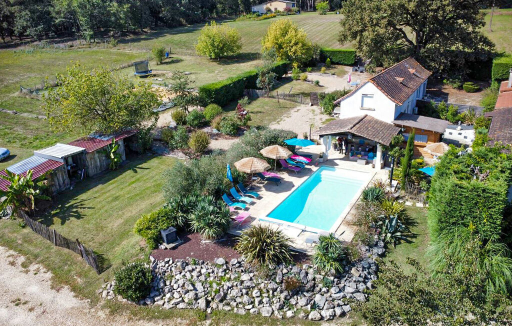 Maison en pierre avec piscine commune à Saint-Sauveur-Lalande - Photo 7