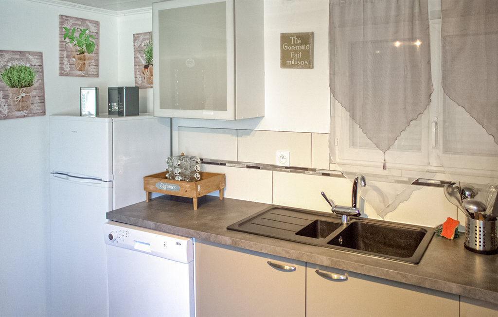 Maison en pierre avec piscine commune à Saint-Sauveur-Lalande - Photo 22
