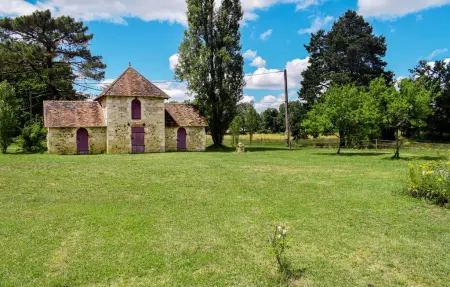 Maison pierre et poutres apparentes à Mauvières, piscine : photo 10