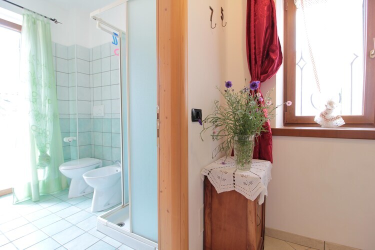 Maison 6 pers. Ronzo Chienis, jardin & trampoline - Photo 12