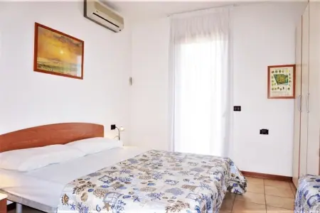 Olmi E206  Lido Altanea, Agréable villa d'une chambre avec piscine - Photo 2
