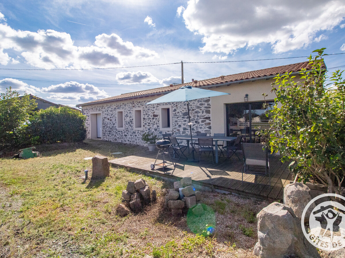 Gîte rénové en grange avec étang privé pour la pêche - Photo 5