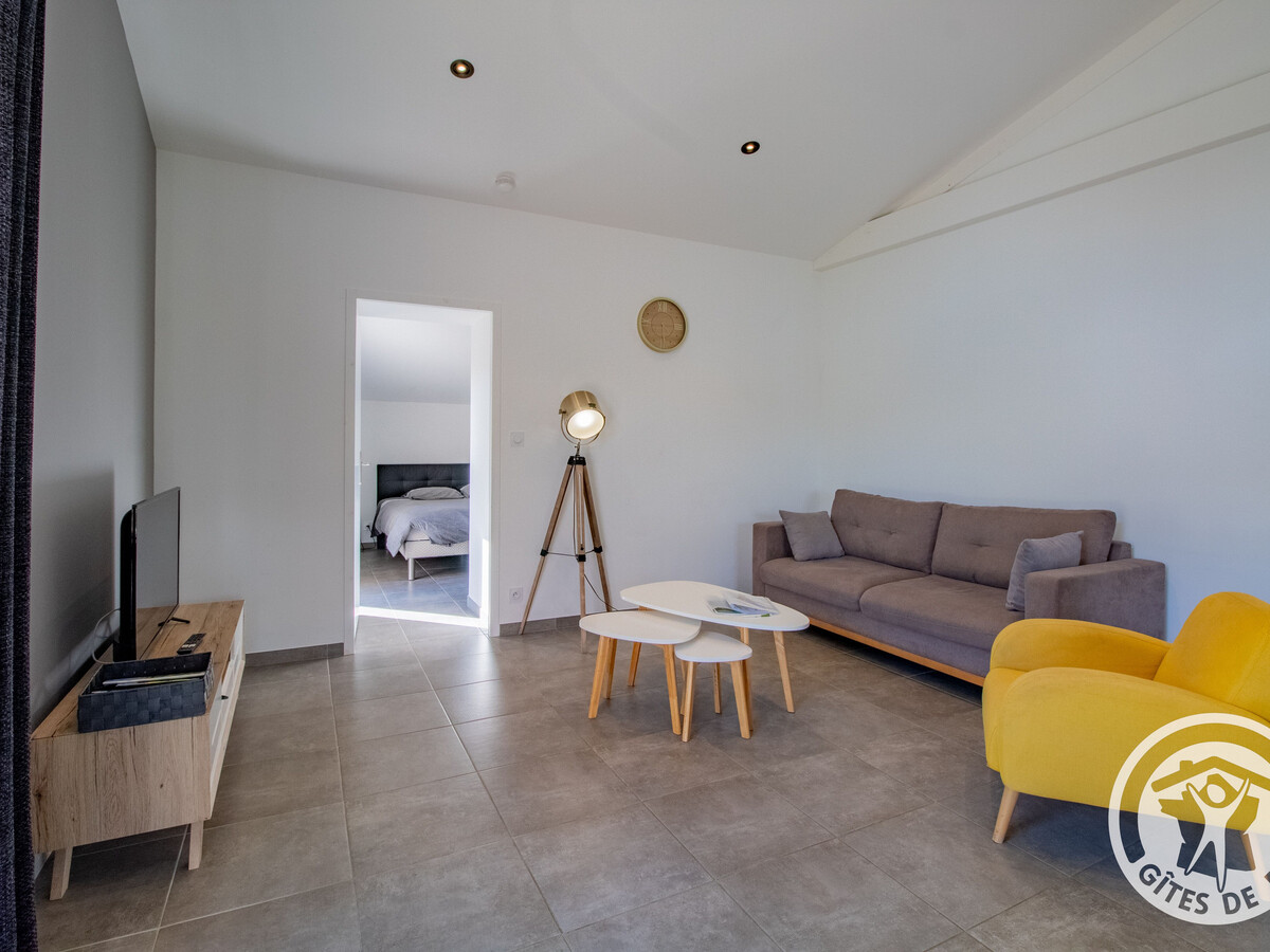 Gîte rénové en grange, étang privatif à 300m - Photo 9