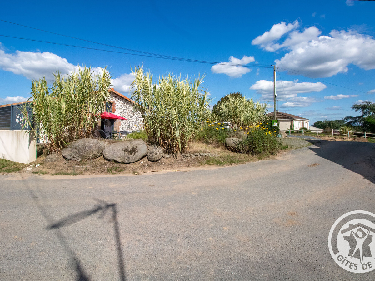 Gîte rénové en grange, étang privatif à 300m - Photo 18