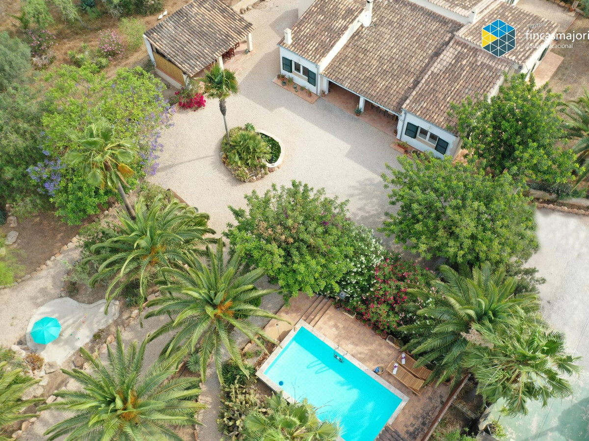 Maison 200m² à Llucmajor : 4 chambres, piscine et jardin - Photo 1
