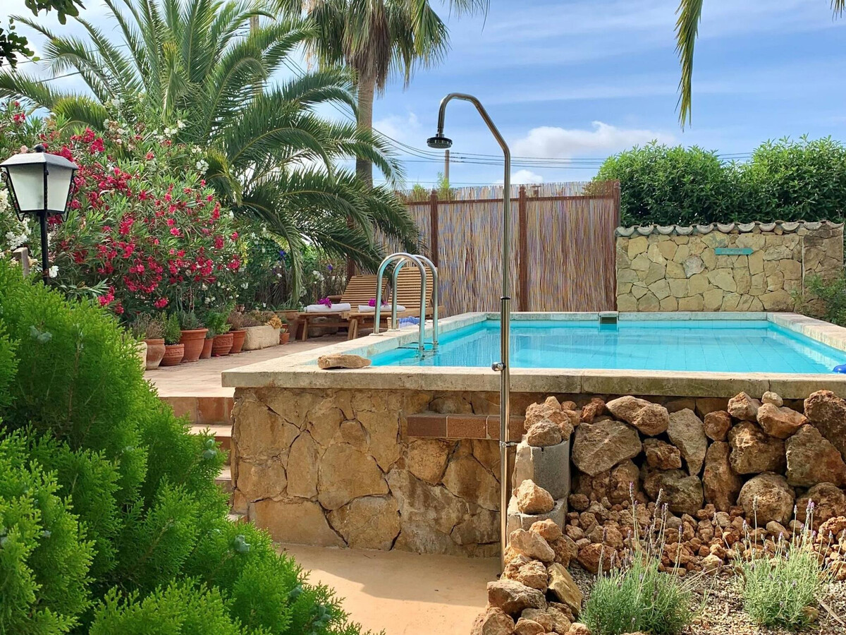 Maison 200m² à Llucmajor : 4 chambres, piscine et jardin - Photo 2