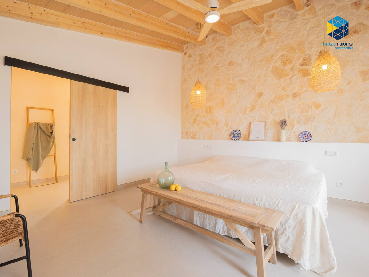 Maison 200m² à Llucmajor : 4 chambres, piscine et jardin - Photo 10