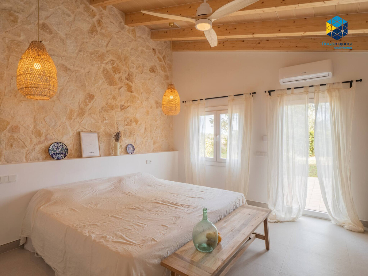 Maison 200m² à Llucmajor : 4 chambres, piscine et jardin - Photo 13