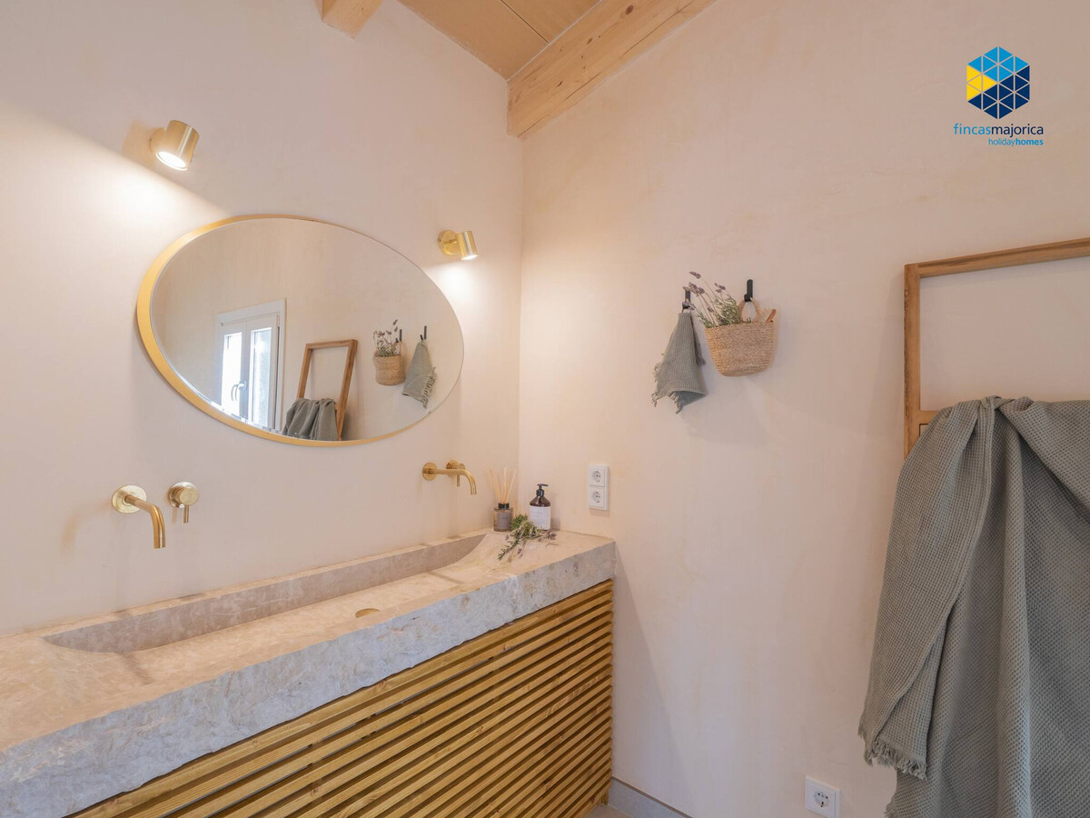 Maison 200m² à Llucmajor : 4 chambres, piscine et jardin - Photo 14