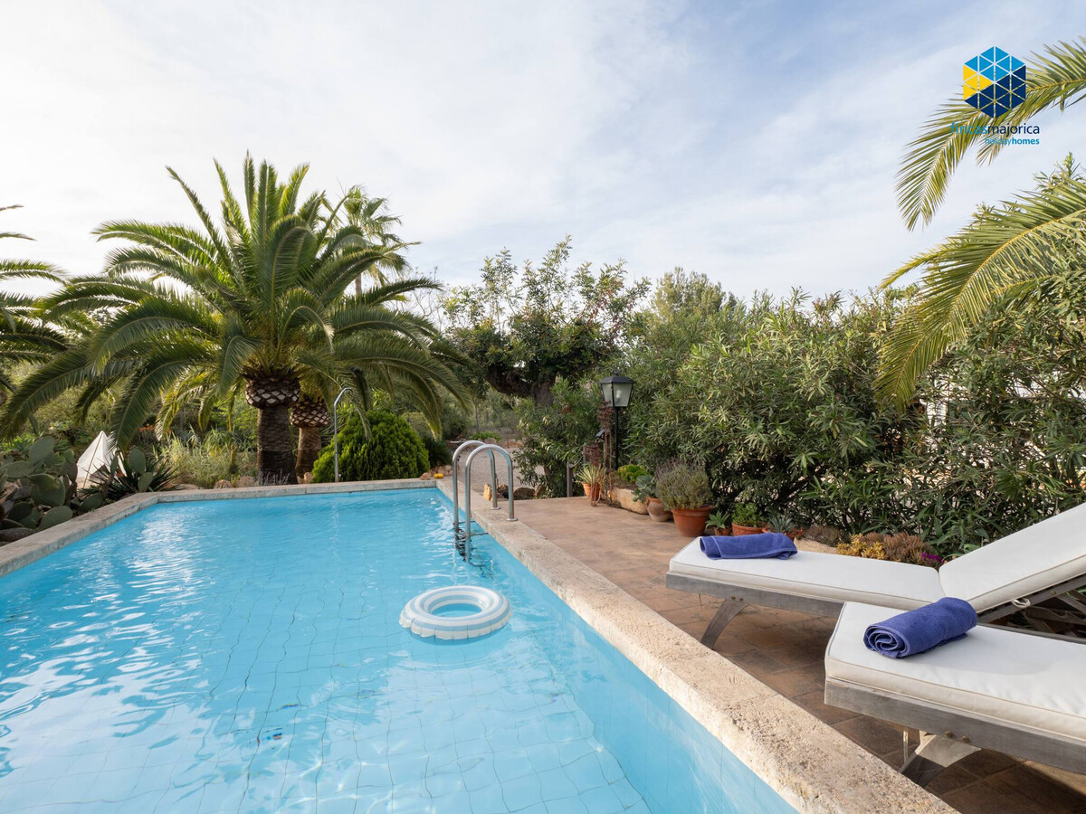 Maison 200m² à Llucmajor : 4 chambres, piscine et jardin - Photo 18