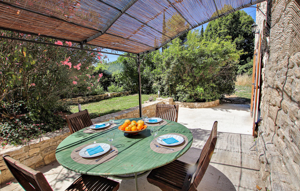 Mazet provençal avec piscine bois à Saint Didier - Photo 2