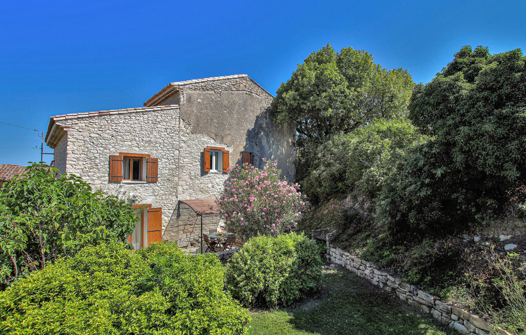 Mazet provençal avec piscine bois à Saint Didier - Photo 13