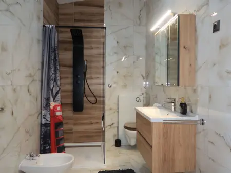 Emili & Elias, maison moderne avec piscine chauffée : photo 13